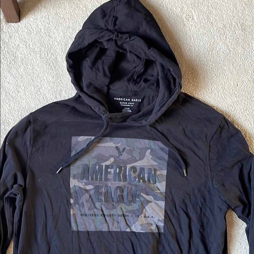 AE Hooded long sleeve tee
